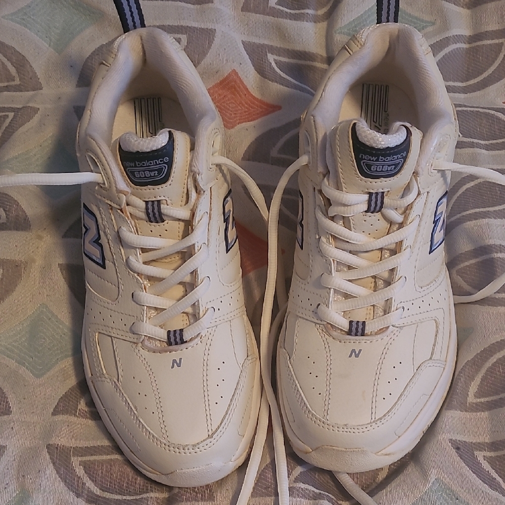 New Balance White and Blue Athletic Shoes